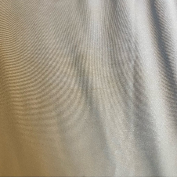 Roxy White Rashguard XL - Picture 4 of 5